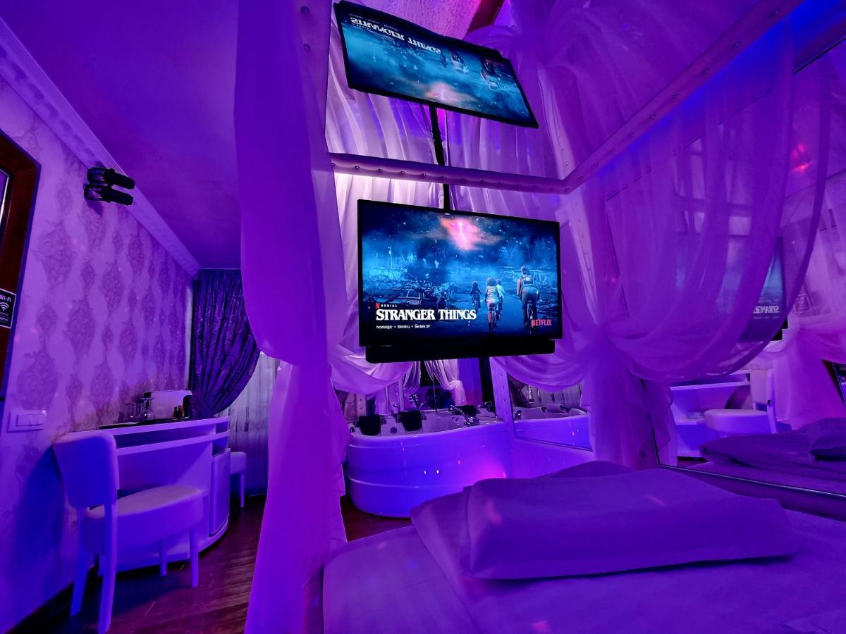 Anadi Boutique Only Adult 2* Braşov