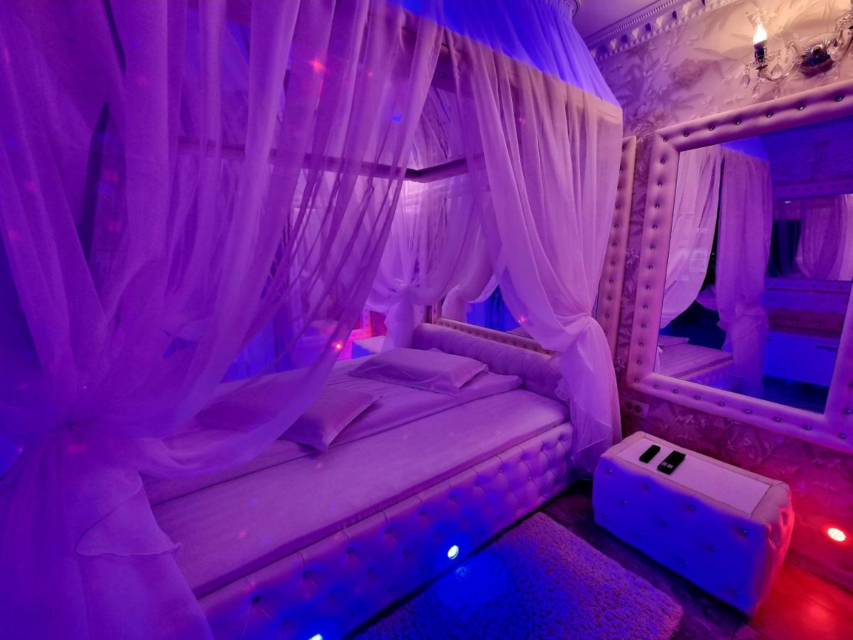 Anadi Boutique Love hôtel Braşov